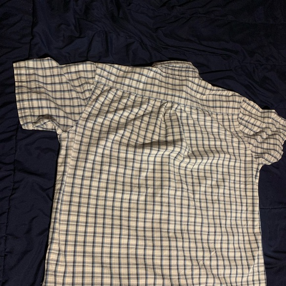 Old navy button up shirt - Picture 3 of 3